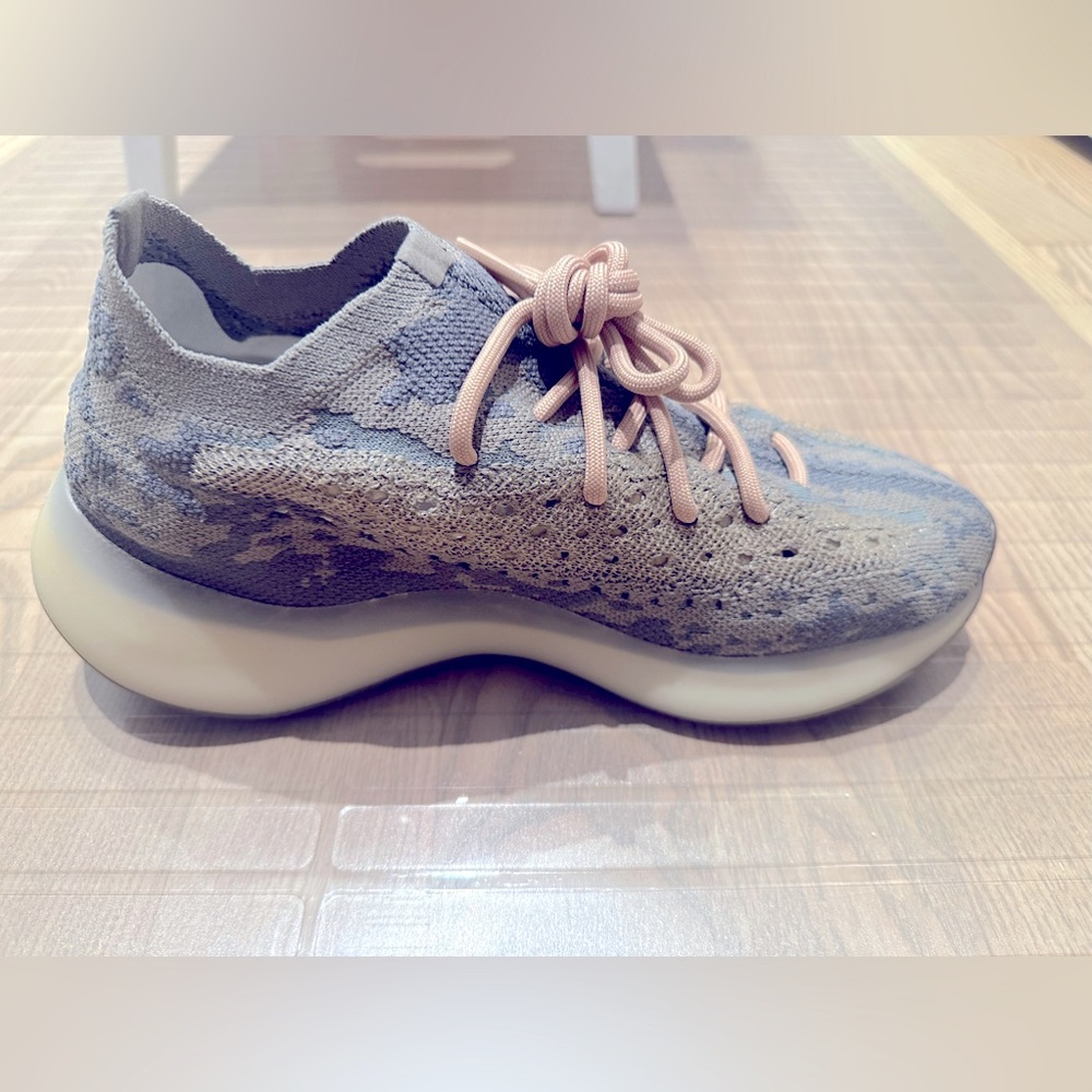 Yeezy Boost 380 Mist - Picture 4 of 16